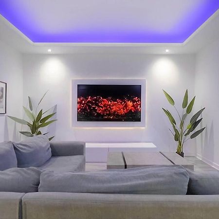 Stunning Luxury Apartment Near Motherwell Wishaw  Eksteriør billede